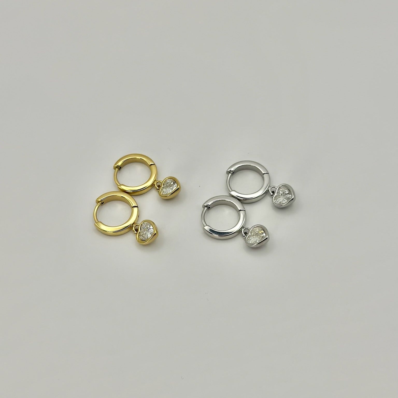 ORECCHINI A CERCHIO DORA